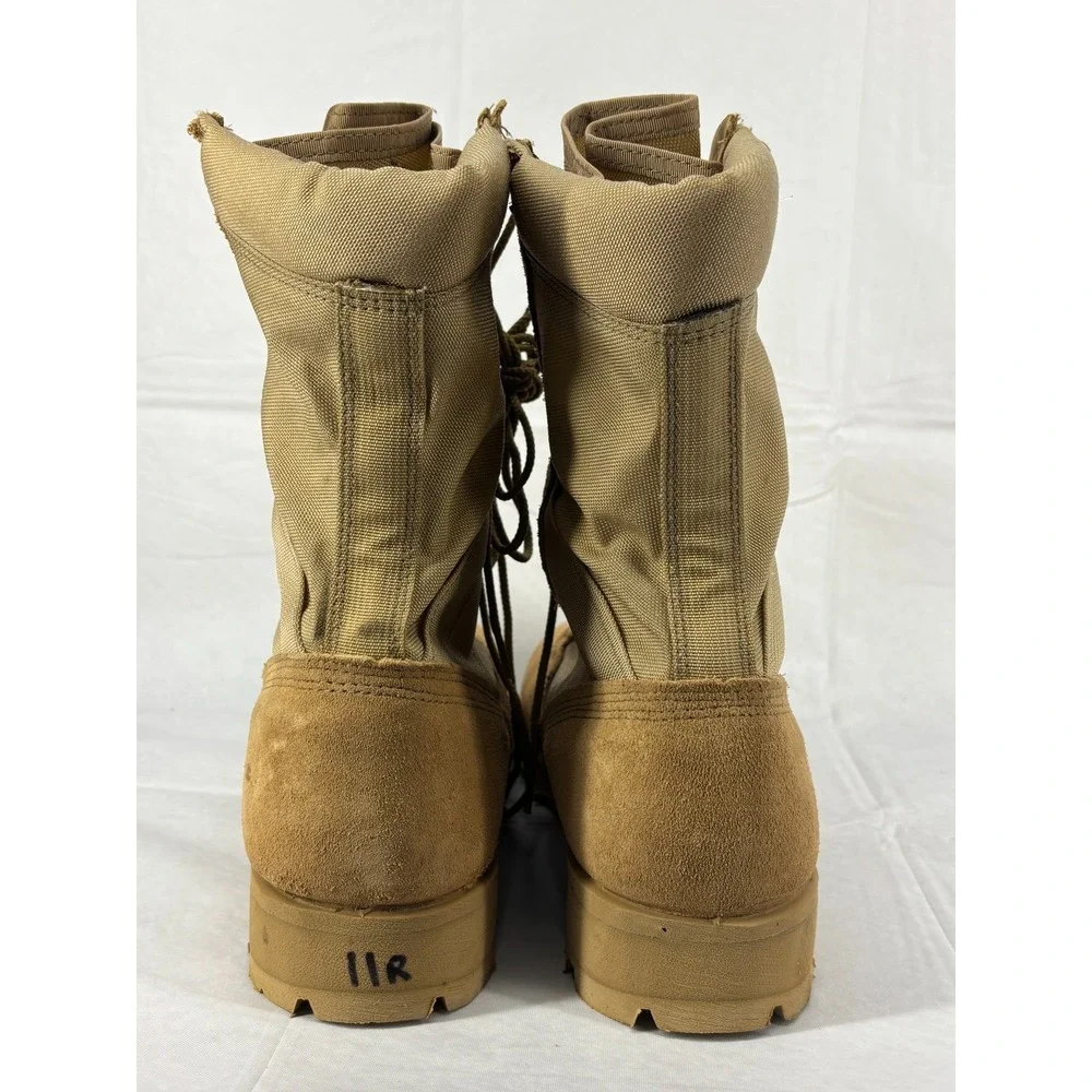 US Military Hot Weather Tactical Combat Boots Mens Desert Tan Suede 11 R NWOB